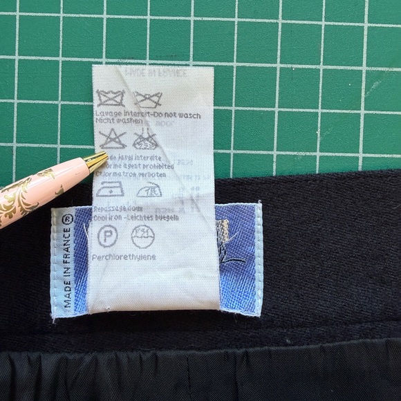 Elegant Black Mugler Women's Skirt - Picture 5 of 6